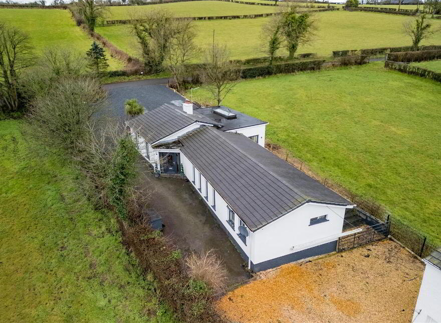 30 Lisnabreeny Road East, Belfast, BT6 9SS