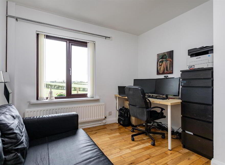 30 Lisnabreeny Road East, Belfast, BT6 9SS