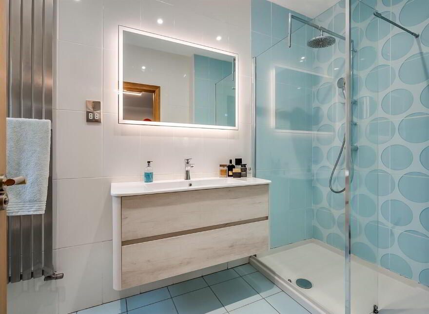 'Crosshaven', 29b Viewfort Park, Upper Malone Road, Belfast, BT17 9JY