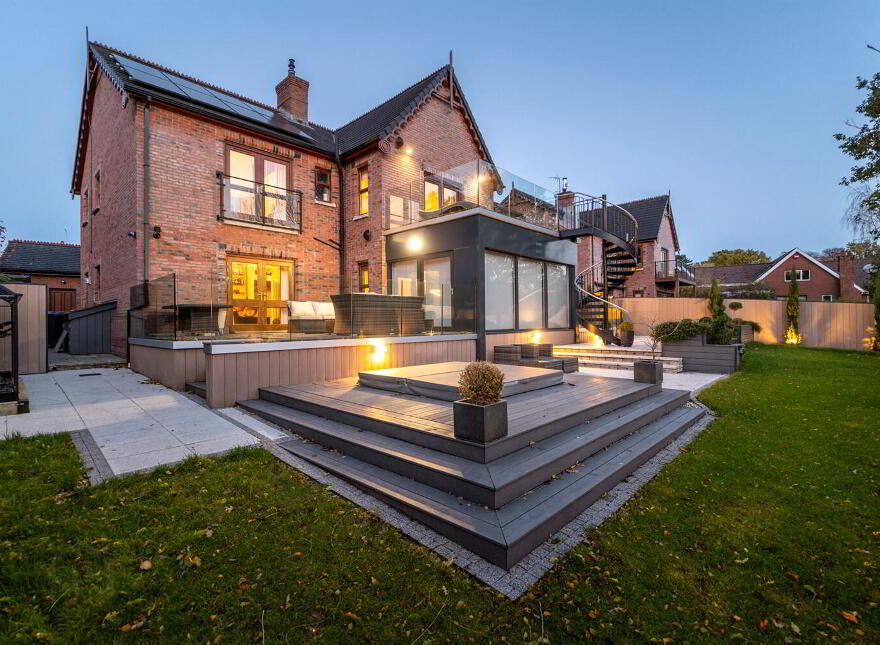 'Crosshaven', 29b Viewfort Park, Upper Malone Road, Belfast, BT17 9JY