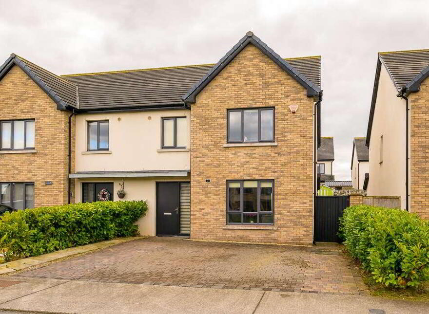 3 Cluain Adain View, Navan, C15W2KK photo