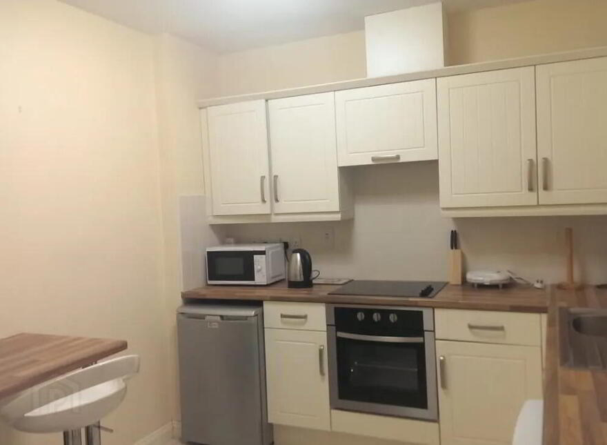 Strand Street Apartments, Strand Street, Athlone