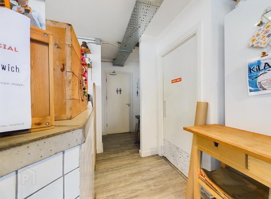 14/15 Main Street, Tramore, X91KV04