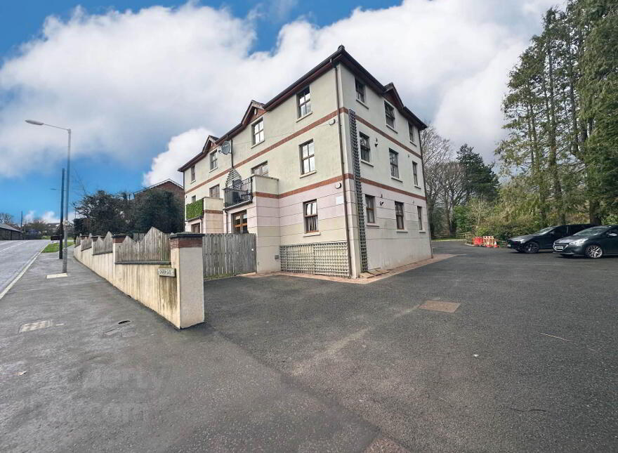 Apt 5, Church Gate, Derriaghy Road, Lisburn, BT28 3GD photo