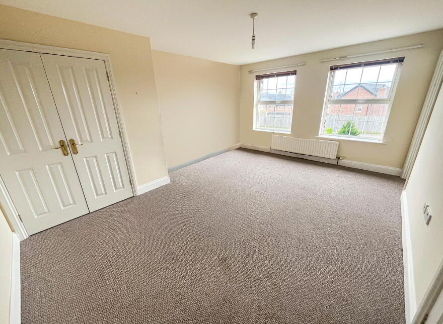 4 Sprucefield Close, Lisburn, BT27 5QJ