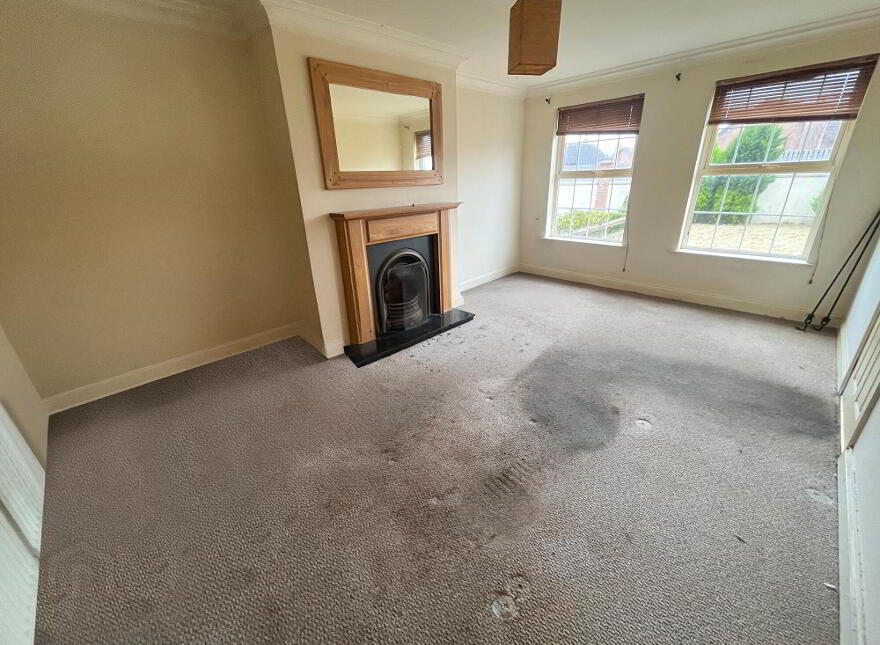 4 Sprucefield Close, Lisburn, BT27 5QJ