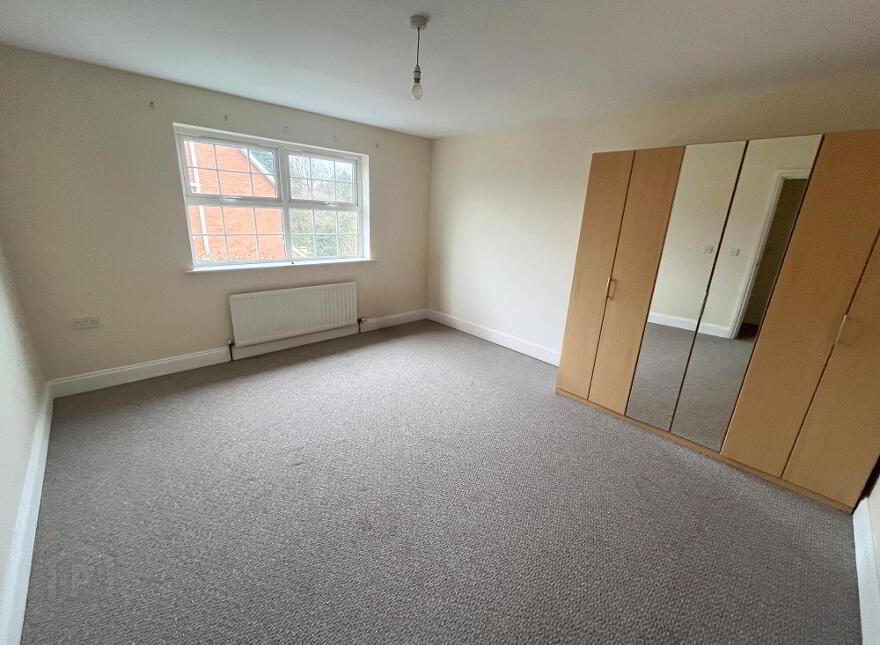 4 Sprucefield Close, Lisburn, BT27 5QJ