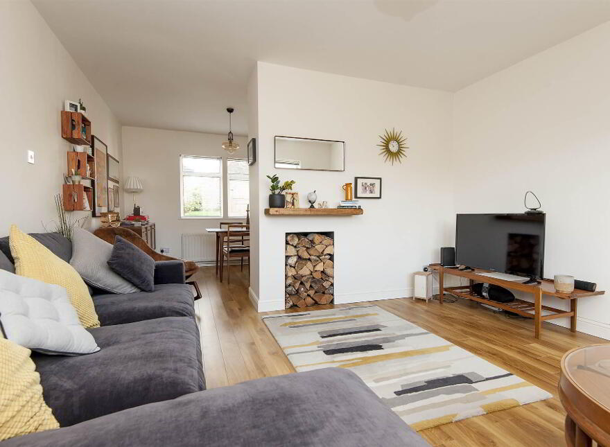17 Orangefield Lane, Belfast, BT5 6BW