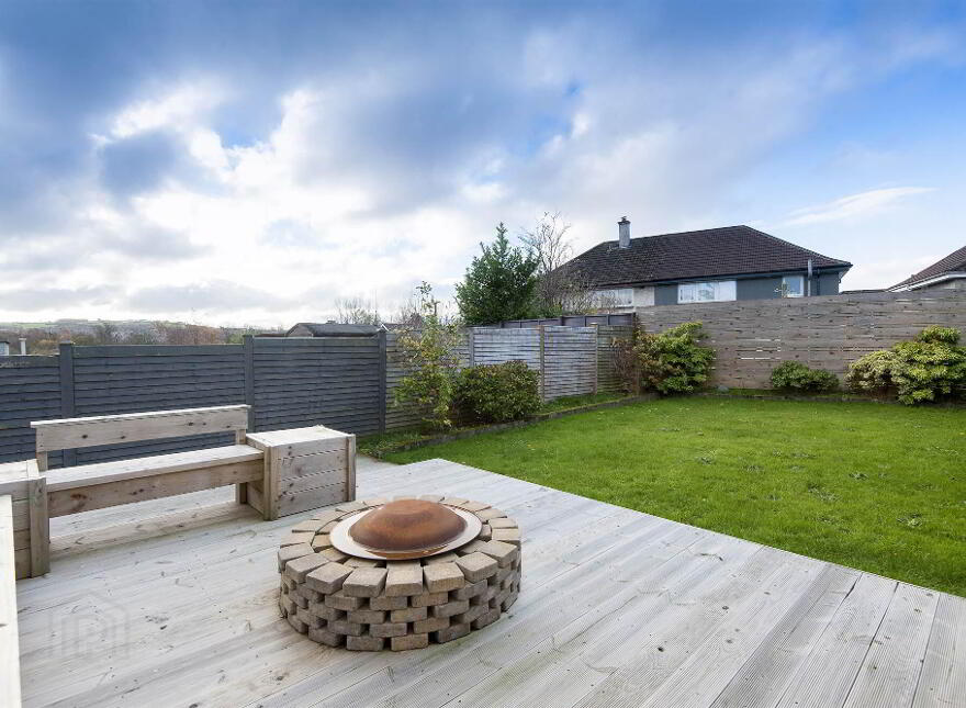 17 Orangefield Lane, Belfast, BT5 6BW