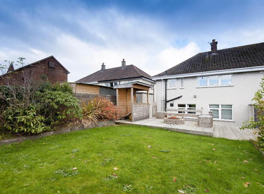 17 Orangefield Lane, Belfast, BT5 6BW
