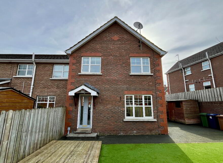 41 Murray Wood, Waringstown, BT66 7GW photo