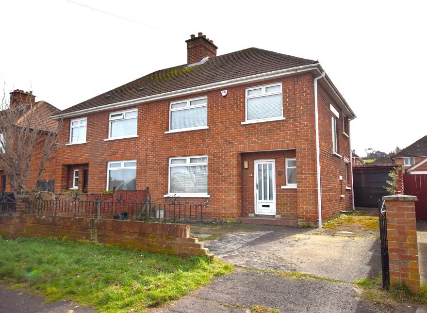 25 Moyne Park, Belfast, BT5 7QT photo