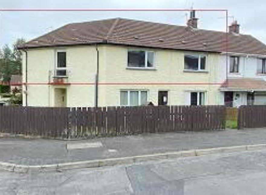 39c Ballinlare Gardens, Newry, BT35 6EX photo