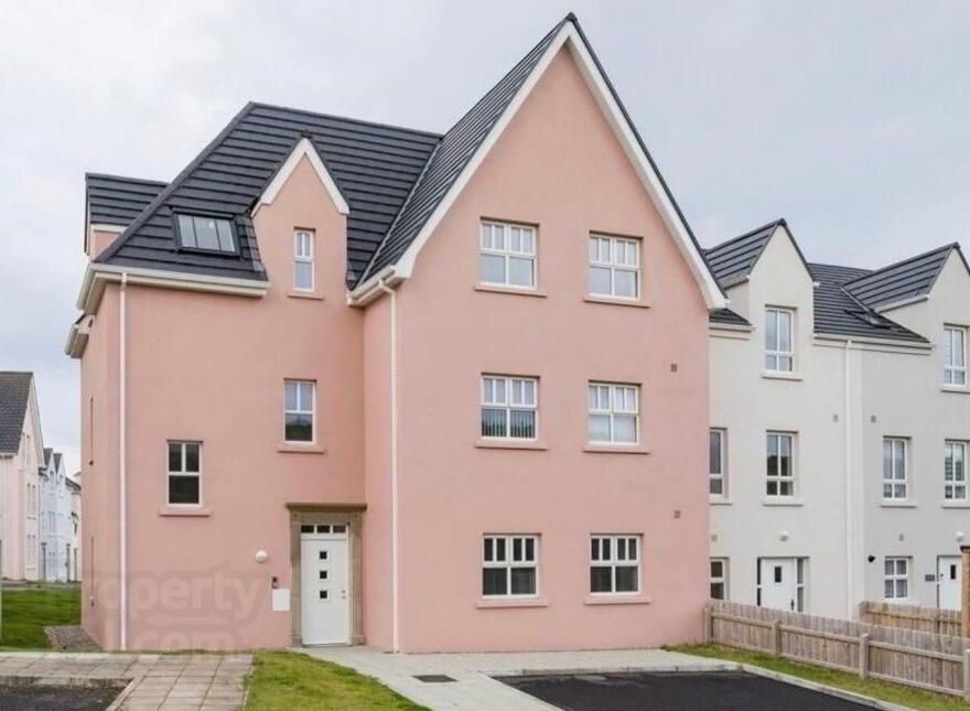 3 West Strand Drive, Portrush, BT56 8FR photo