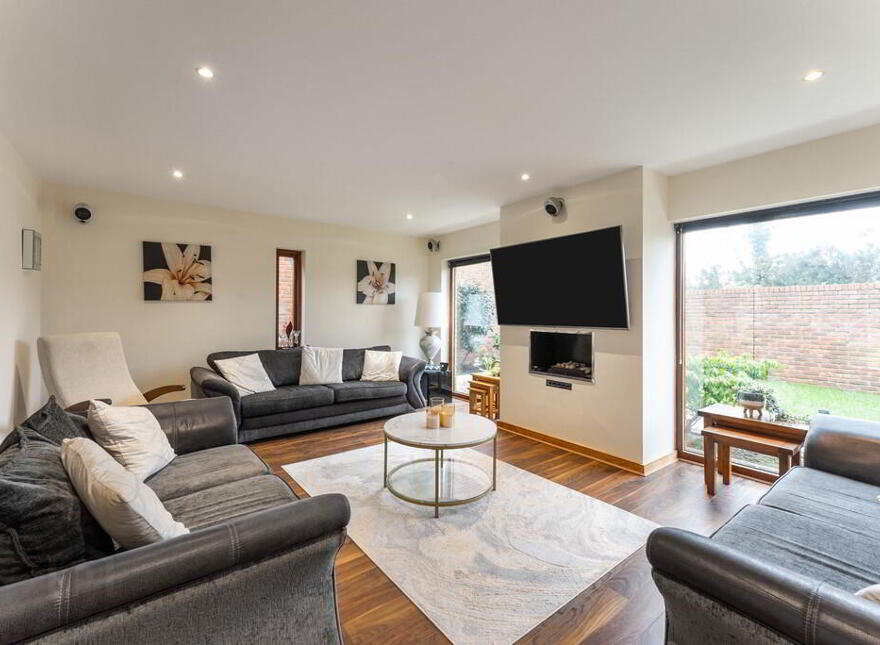 6 Quarterlands Lane, Lisburn, BT27 5GY