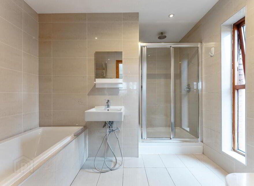 6 Quarterlands Lane, Lisburn, BT27 5GY