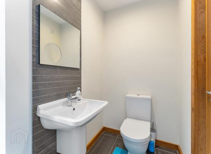 6 Quarterlands Lane, Lisburn, BT27 5GY