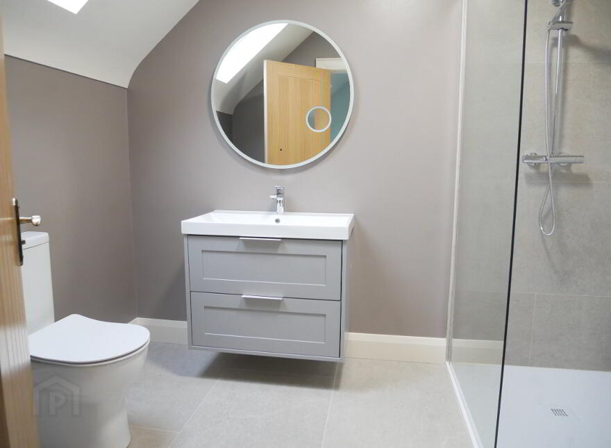 1 Dovecote Way, Lough Erne Golf Resort, Enniskillen, BT93 7FB
