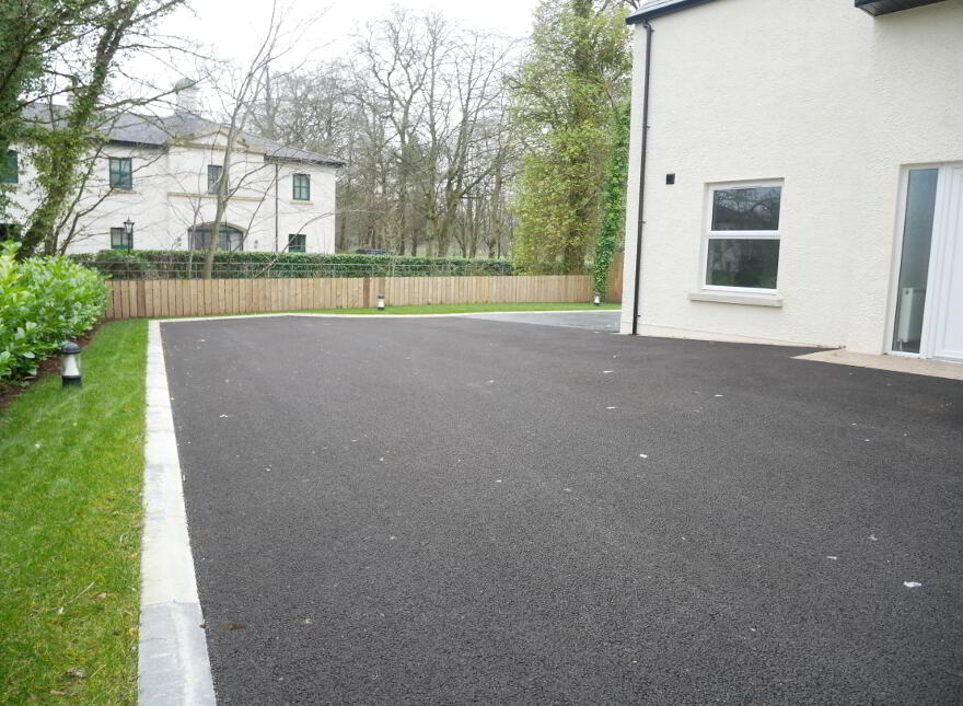 1 Dovecote Way, Lough Erne Golf Resort, Enniskillen, BT93 7FB