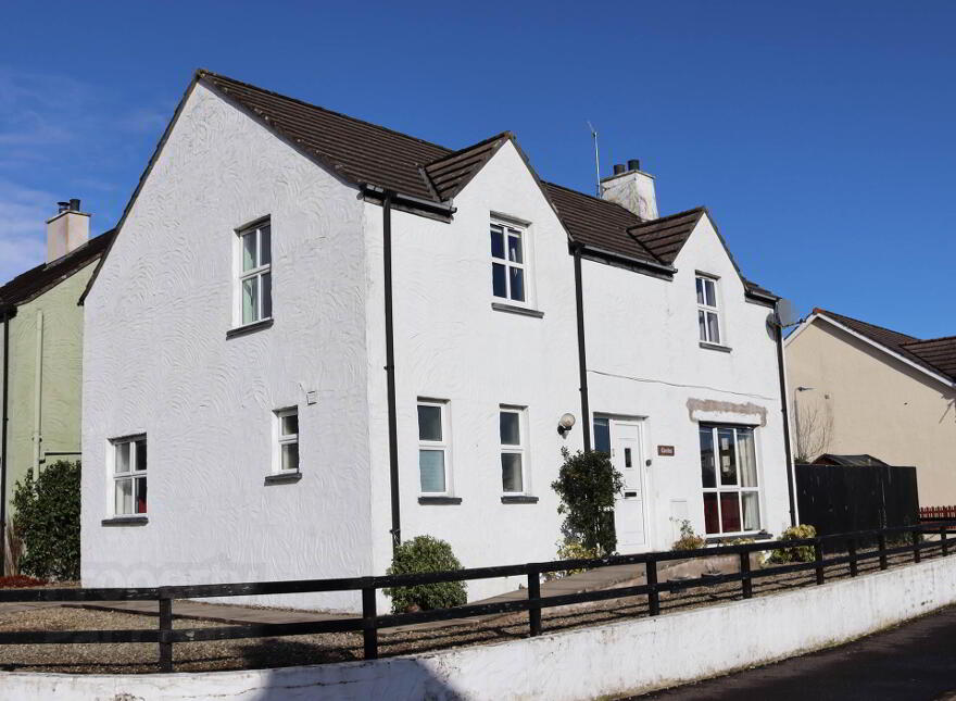 1 Strand Cottages, Ballycastle, BT54 6HR photo