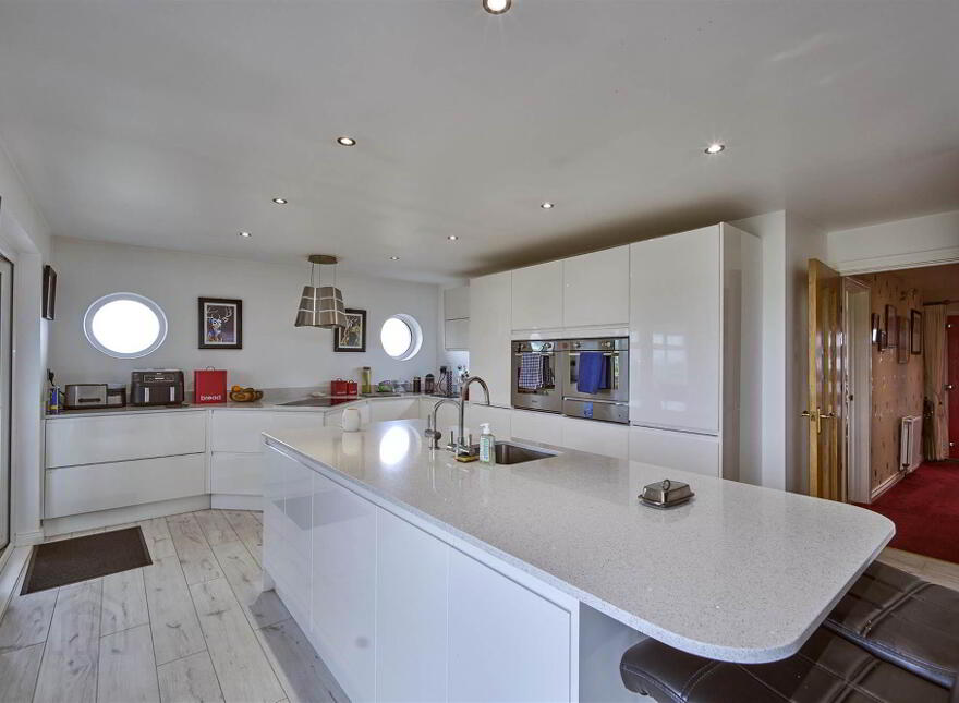 2 McIlwaines Lane, Groomsport, BT19 6LN
