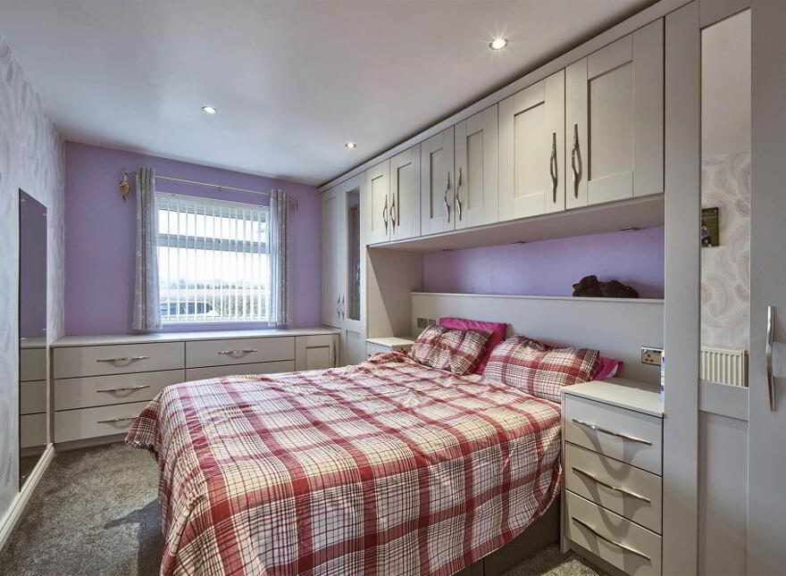 2 McIlwaines Lane, Groomsport, BT19 6LN