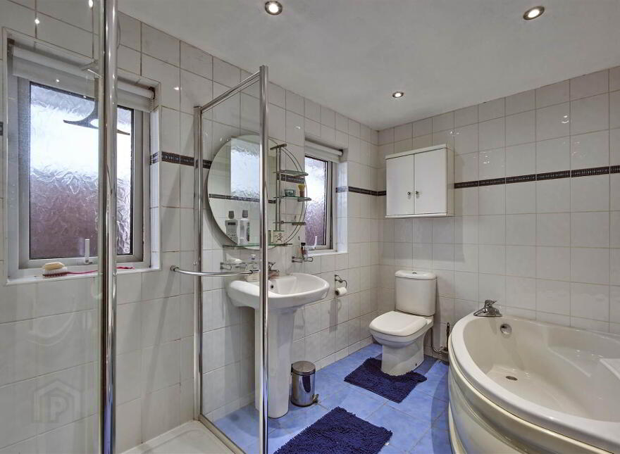2 McIlwaines Lane, Groomsport, BT19 6LN
