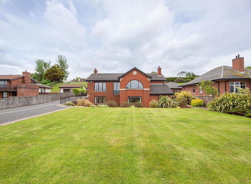 98 Station Road, Cultra, Holywood, BT18 0BU