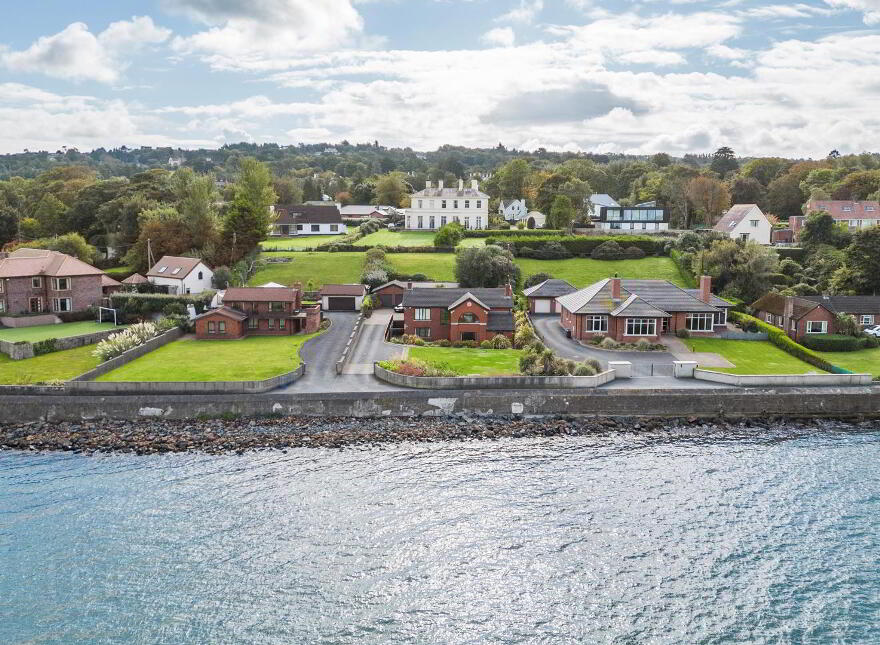 98 Station Road, Cultra, Holywood, BT18 0BU