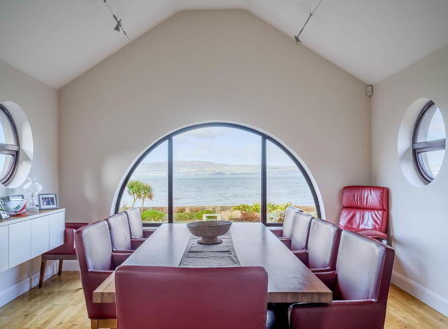 98 Station Road, Cultra, Holywood, BT18 0BU