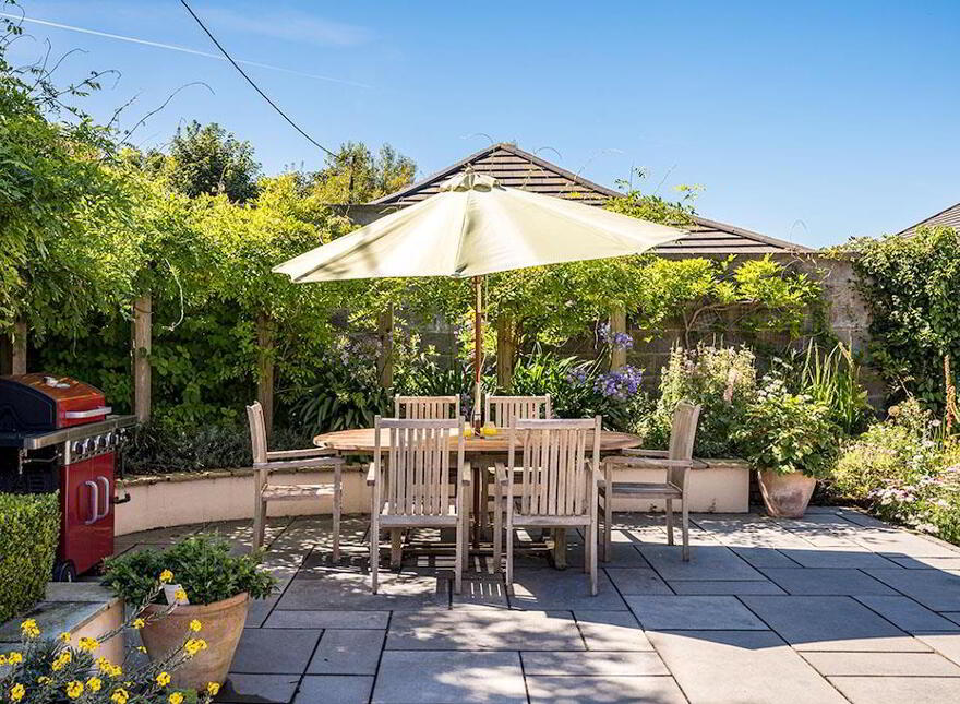 98 Station Road, Cultra, Holywood, BT18 0BU
