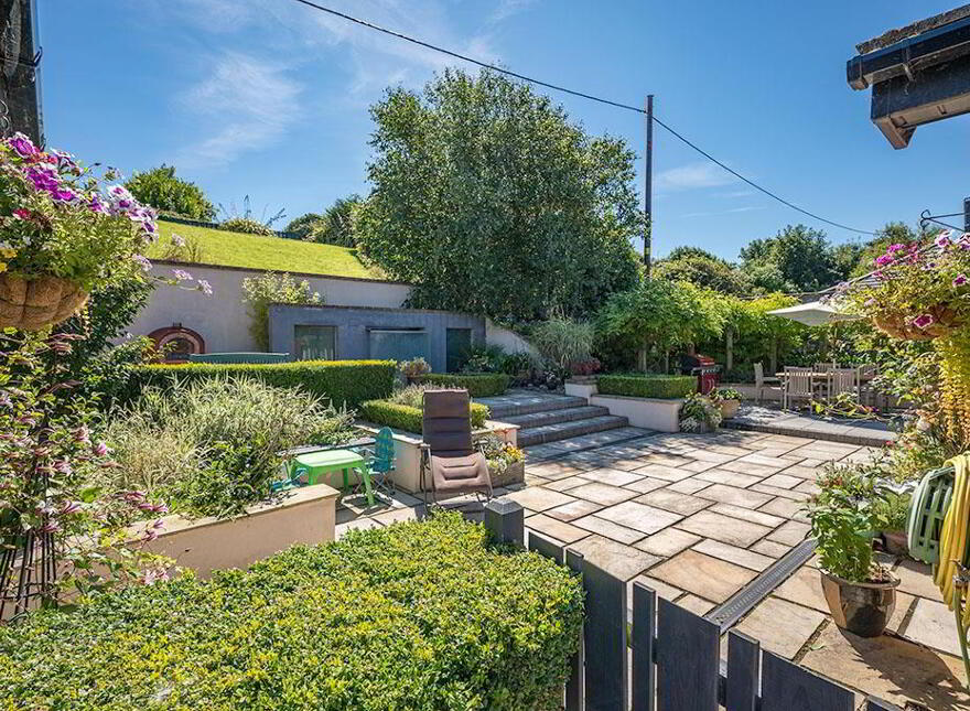 98 Station Road, Cultra, Holywood, BT18 0BU