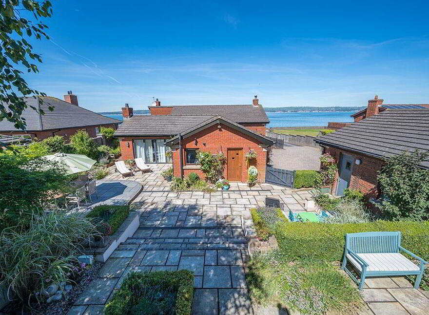 98 Station Road, Cultra, Holywood, BT18 0BU
