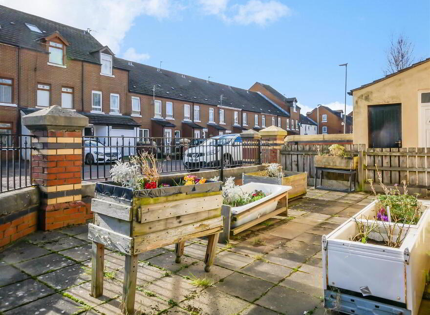 40 Upper Stanfield Street, Ormeau Road, Belfast, BT7 2DN