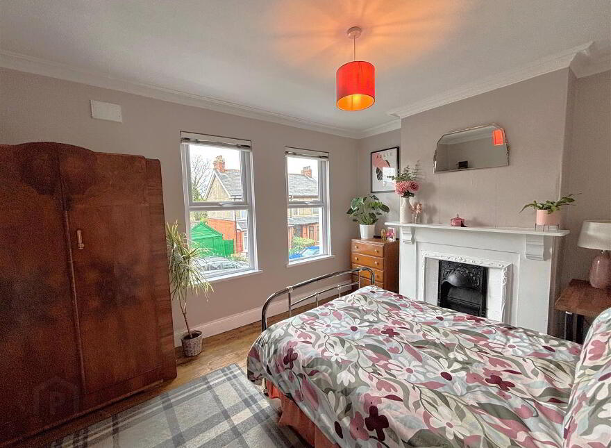 24 Springfield Parade, Belfast, BT13 3QR
