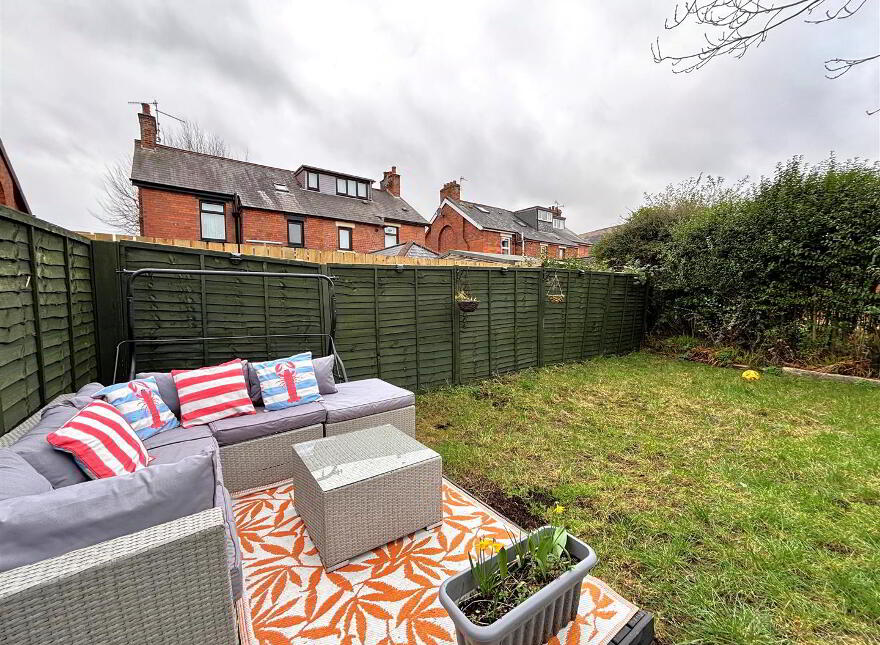24 Springfield Parade, Belfast, BT13 3QR