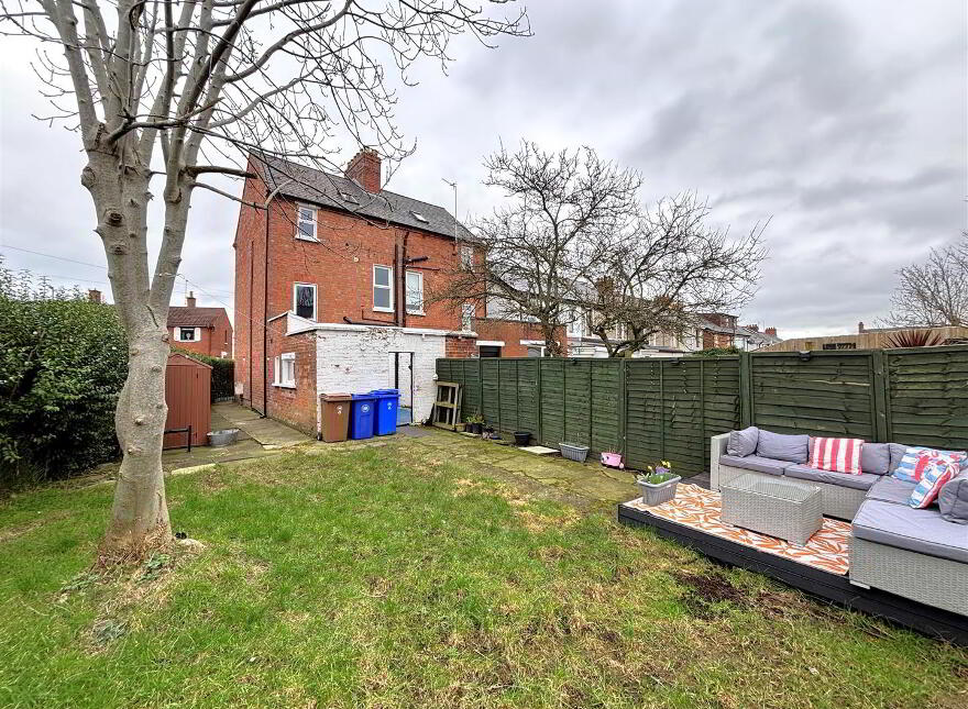 24 Springfield Parade, Belfast, BT13 3QR