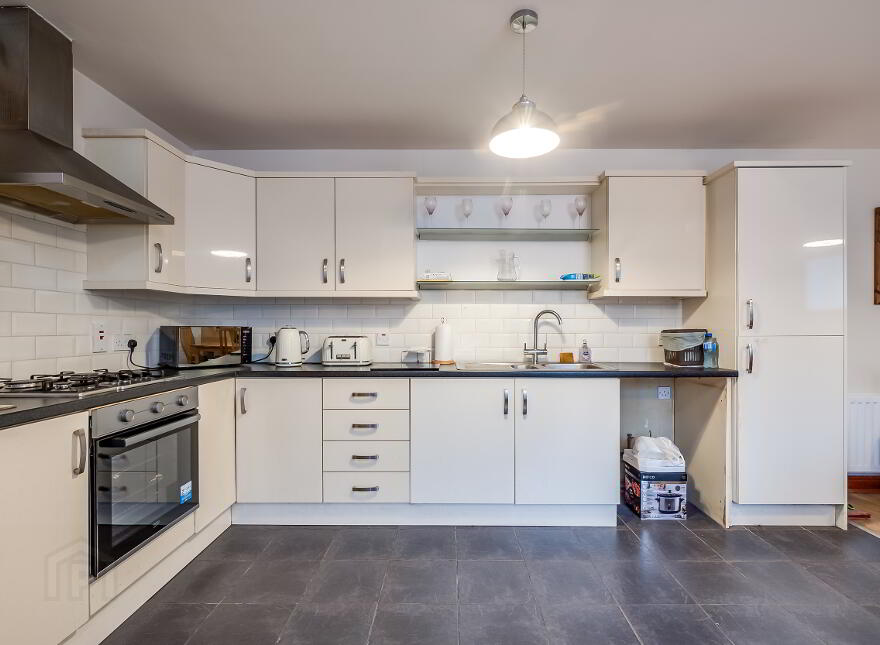 16 Forthriver Road, Belfast, BT13 3SH