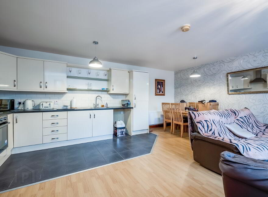 16 Forthriver Road, Belfast, BT13 3SH