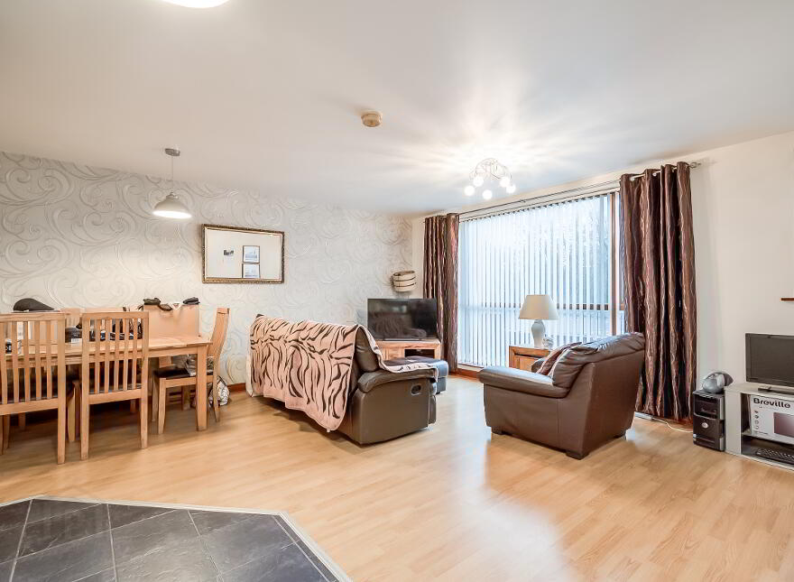 16 Forthriver Road, Belfast, BT13 3SH