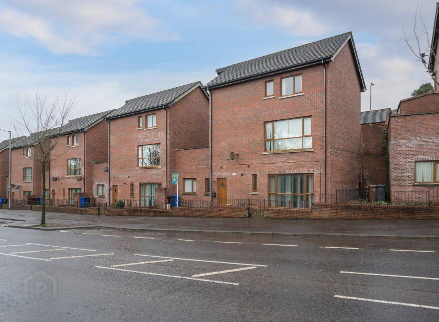 16 Forthriver Road, Belfast, BT13 3SH