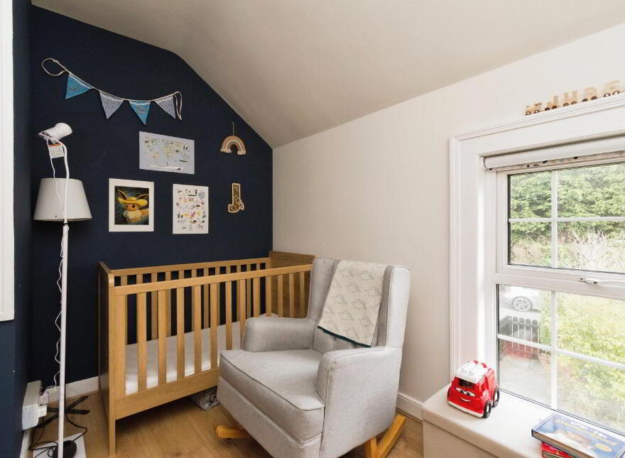 2 Burnbrae Avenue, Lisburn, BT27 5JE