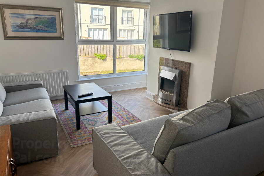 Photo 1 of 19 West Strand Avenue (student Let), Portrush