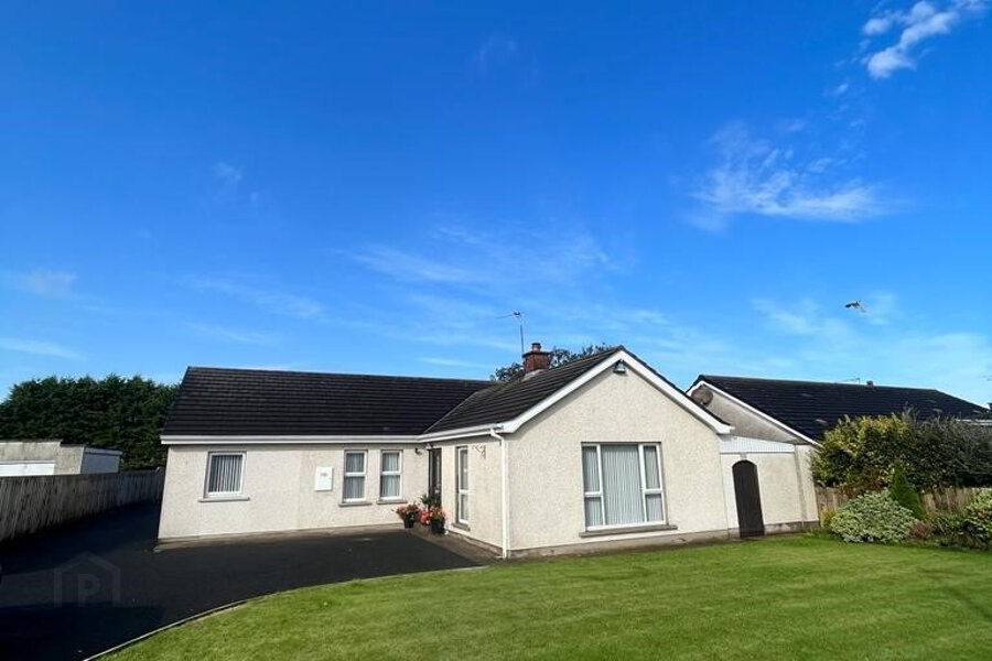 Photo 1 of 118 Coleraine Road, Portrush