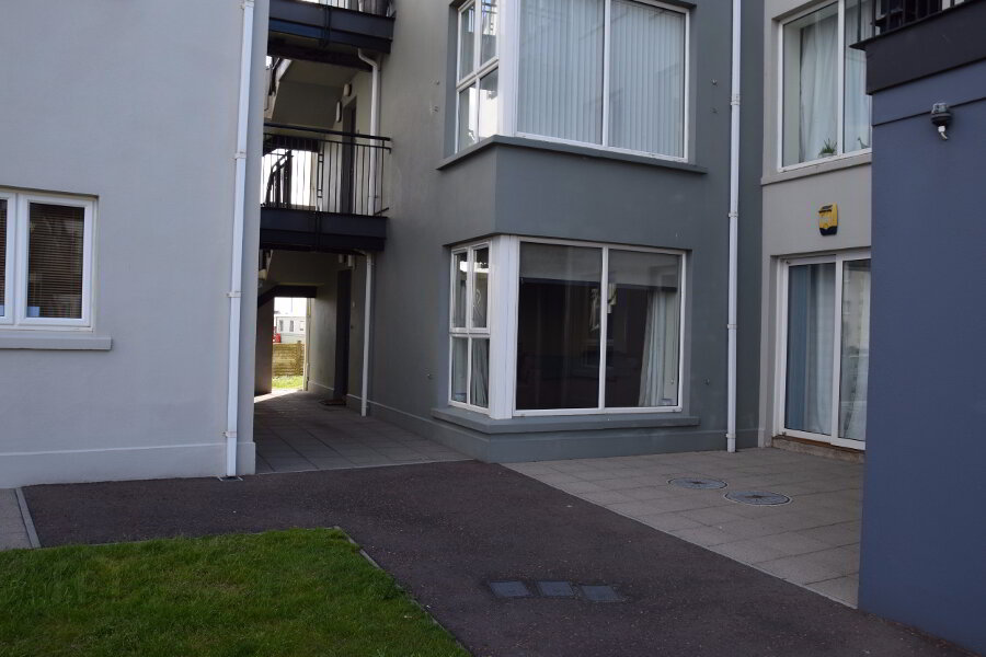 Photo 1 of 32 Old Castle Court, Portrush