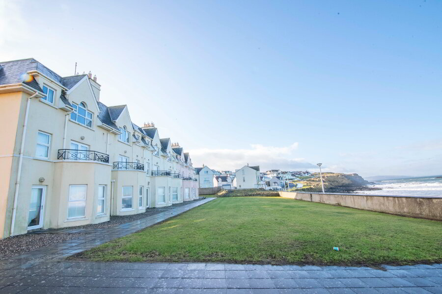 Photo 1 of 47 West Strand Avenue, Portrush