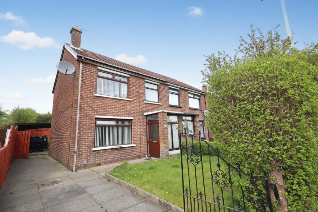 Photo 1 of 7 Church Crescent, Newtownabbey