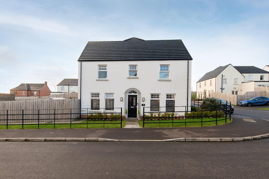 Photo 1 of 4 Rushfield Walk, Ballyclare