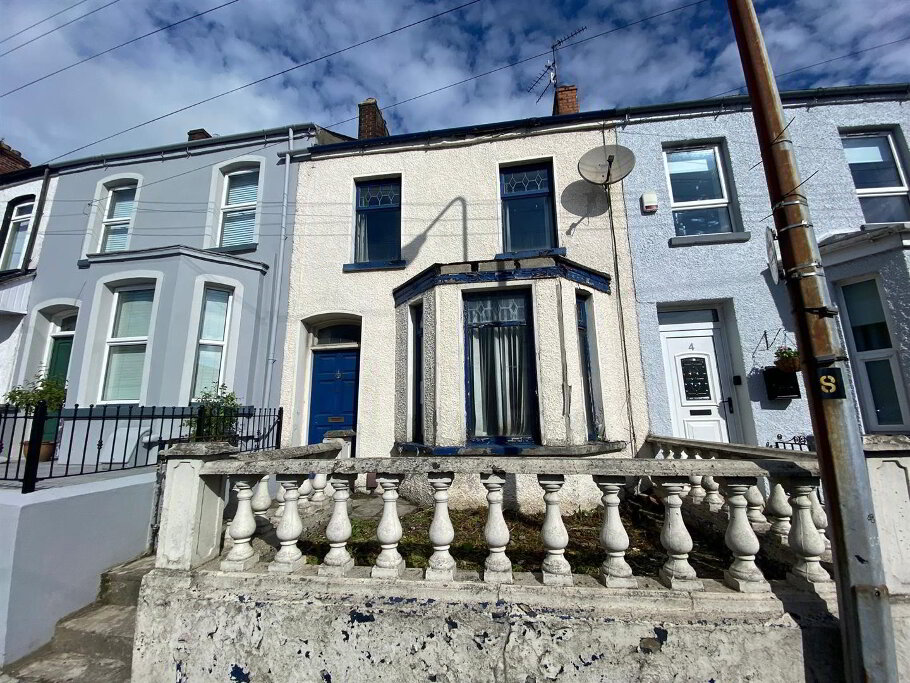 Estate Agent DerryLondonderryLimavadyColeraine Daniel Henry