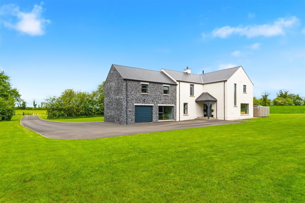 3 Ballytweedy Manor-2.jpg